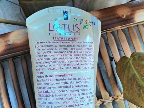 Lotus Herbals Tea Tree Face Wash for oily skin:Anti Acne Oil control Face wash