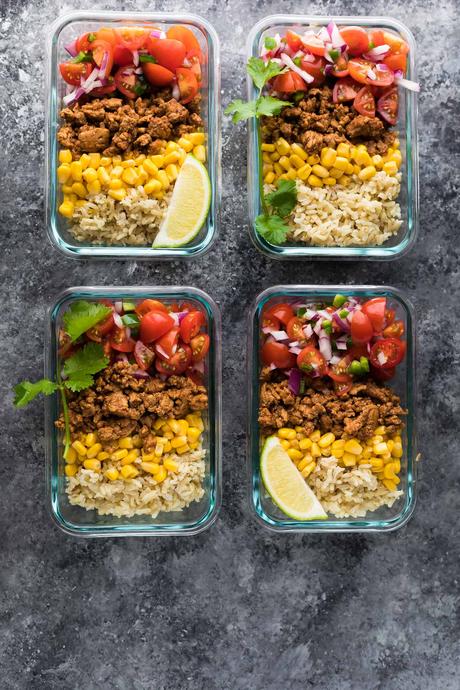 These Turkey Taco Lunch Bowls are the perfect make ahead (meal prep) work lunch recipe, and only 320 calories per portion!