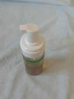 Tvakh Soy and Green Tea Hydrating Cleansing Foam Review Tvakh Soy and Green Tea Hydrating Cleansing Foam Review