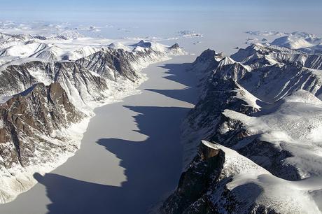 Two Explorers Launch Arctic Extreme Expedition in Canada