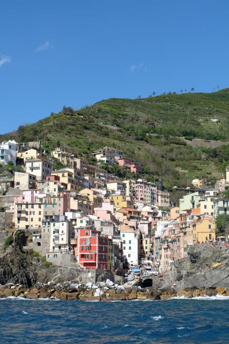 Riomaggiore, Italy by ferry dscf4726