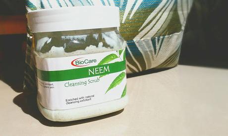 Review // Biocare Neem Cleansing Scrub