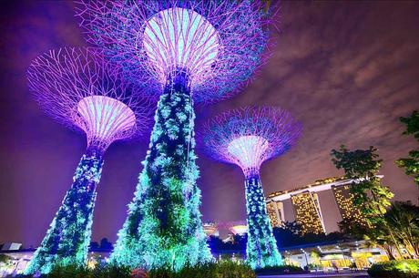 Backpacking Travel Guide to Singapore