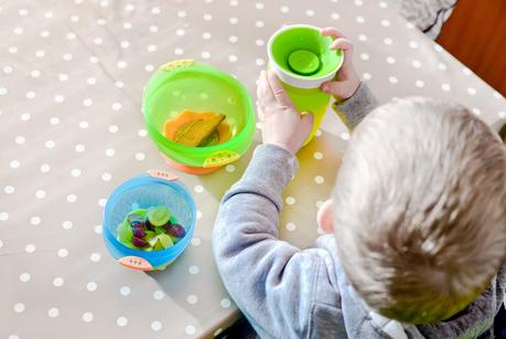 Avoid Mealtime Mess With Munchkin + WIN a Munchkin Prize Bundle!