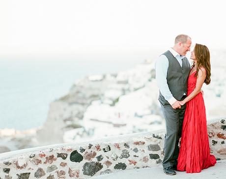 Beautiful anniversary shoot in Santorini | Thao & Chad