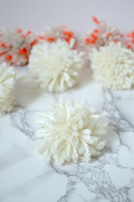 Easy Pom Pom Garland Tutorial Easy Pom Pom Garland Tutorial