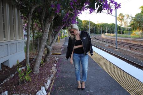 How to wear a bomber jacket How to wear a bomber jacket