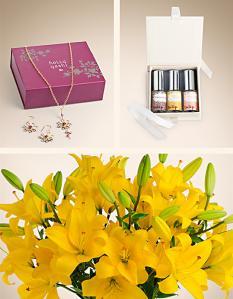 What Girl Doesn’t Love Flowers? See Why I’m Obsessed With Stargazer Barn GiftPack4