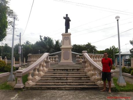 Naturally Guimaras: Of Spanish Ruins, Mangoes, and Windmills Smallest Plaza