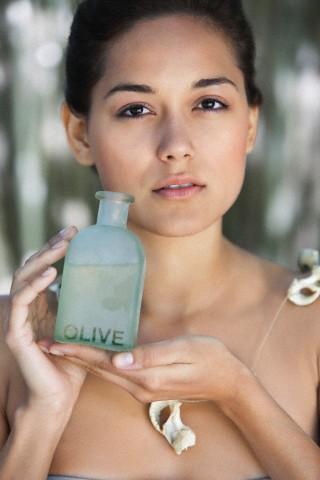 Olive oil for Skin Face