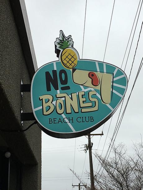 Eating Vegan {Seattle}: No Bones Beach Club