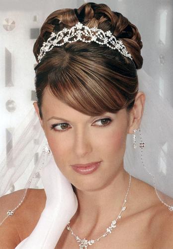 10 Tips To Select Hair Accessories For All Occassion wedding
