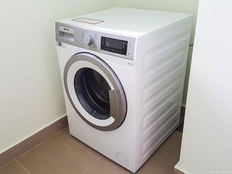 Laundry - The never ending story {Review of Smeg WHT1114LSIN 11kg Front Load Washer}