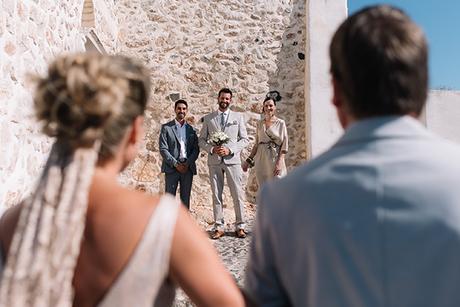Beautiful destination wedding in Santorini | Paula & George