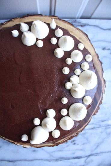 Guinness Chocolate Cake w. Bailey's Cream Cheese Frosting & Chocolate Ganache | Dreamery Events