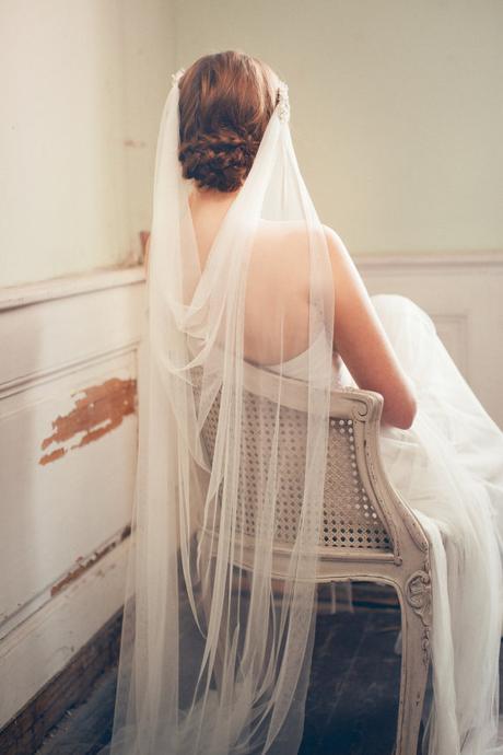 5 Unique Ways To Wear Your Wedding Veil In 2017
