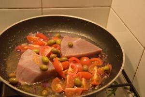 La mia ricetta di filetti di tonno con olive taggiasche. My recipe of tuna fillets with olives La mia ricetta di filetti di tonno con olive taggiasche. My recipe of tuna fillets with olives