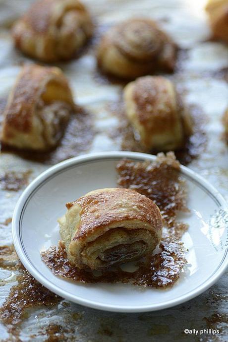 french almond cinnamon pastry puffs