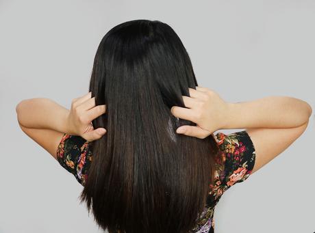 Quick Guide on How to Avoid Unruly Hair with Vitress