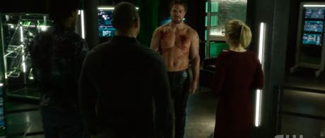 Arrow’s “Kapiushon” Forces Oliver to See Himself for Who He Really Is