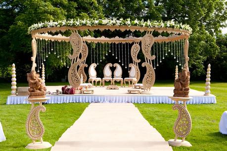 Save or Splurge: How to Organize a Superb Wedding on Budget