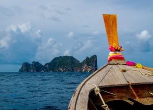 A Lapse in Luxury in Phuket Ko Phi-Phi Tours, Escaping the Backpackers in Phuket, A Lapse in Luxury.