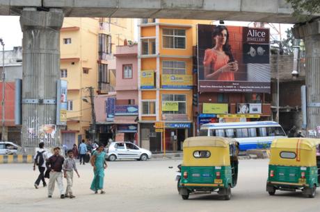 DAILY PHOTO: Two Tuks and a Billboard: A Bangalore Street Scene