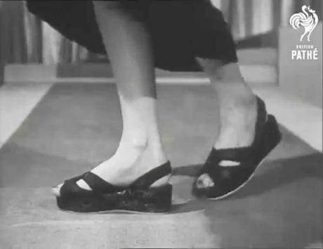 1940s-Post-War-Shoes-Fashion-Show-Chinese sandals 1940s-Post-War-Shoes-Fashion-Show-Chinese sandals
