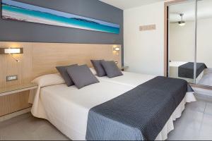 Autumn Trip: Pack Your Bags For ‘The Smoke City – London’ Autumn Trip: Pack Your Bags For ‘The Smoke City – London’