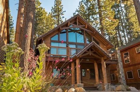 Famous Cabin: Close To South Lake Tahoe Adventures and Entertainment