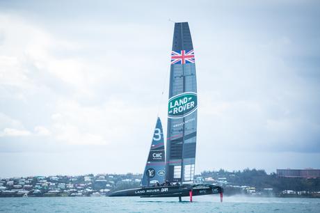 A KILLER WORKOUT WITH TEAM ‘BAR’ Fitness On Toast Faya Blog Girl Healthy Sailing Workout Training Land Rover BAR Ben Ainslie Racing Americas Cup Bermuda Louis Vuitton Sport_-22