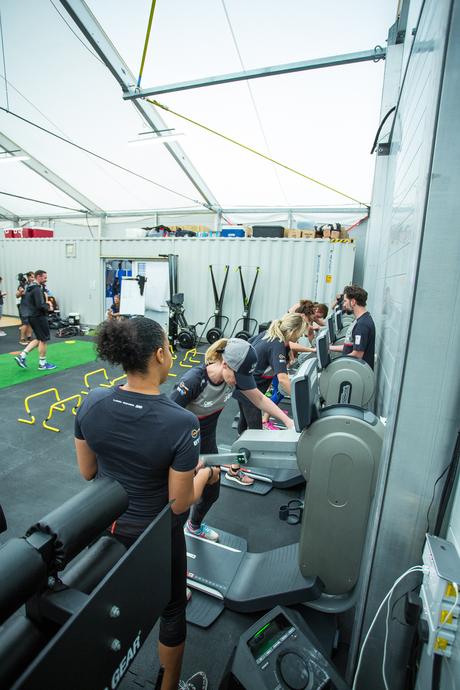 A KILLER WORKOUT WITH TEAM ‘BAR’ Fitness On Toast Faya Blog Girl Healthy Sailing Workout Training Land Rover BAR Ben Ainslie Racing Americas Cup Bermuda Louis Vuitton Sport_-12