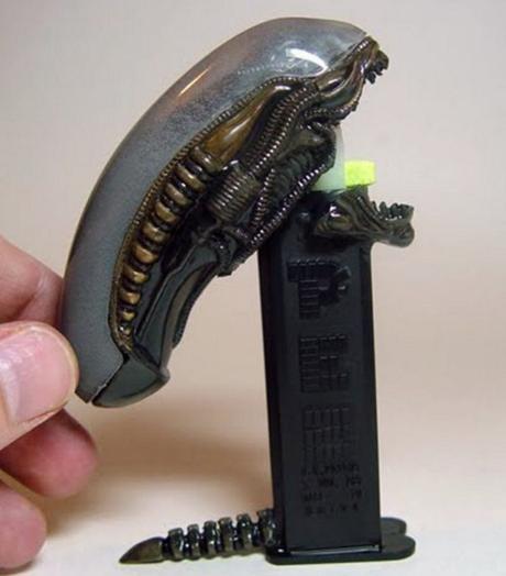 Ten Gift Ideas Every Fan of the Alien Films Should Own Alien Pez Dispenser