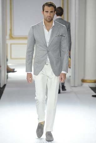 Pearl, Gray and White: Great Colors to Wear