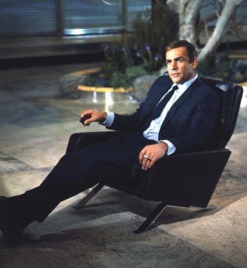 You Only Live Twice: Bond’s Blue Suit in Japan You Only Live Twice: Bond’s Blue Suit in Japan
