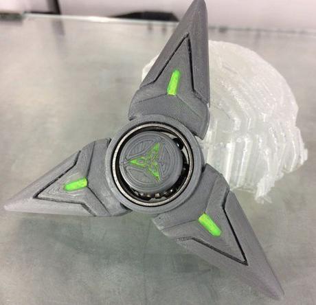 Top 10 Amazing, Crazy and Unusual Fidget Spinners Overwatch Genji Shuriken Fidget Spinner