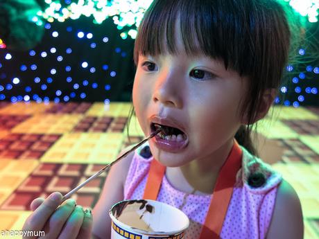 Family fun at Universal Studios Singapore {Our experience at A Chocolate Adventure}