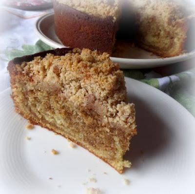 Crumb Topped Marble Cake