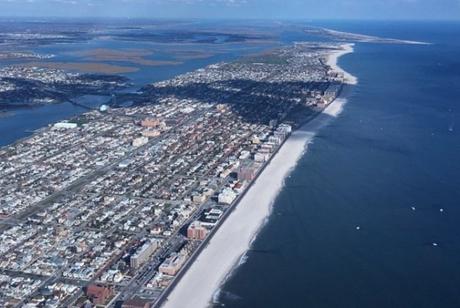 Top 10 Countries With the Longest Coastlines Top 10 Countries With the Longest Coastlines