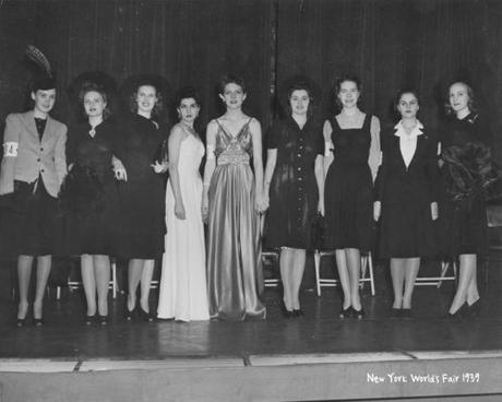 1940s-Fashion-Forecast---dresses 1940s-Fashion-Forecast---dresses