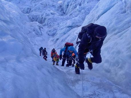 Himalaya Spring 2017: Summit Season Begins on Everest