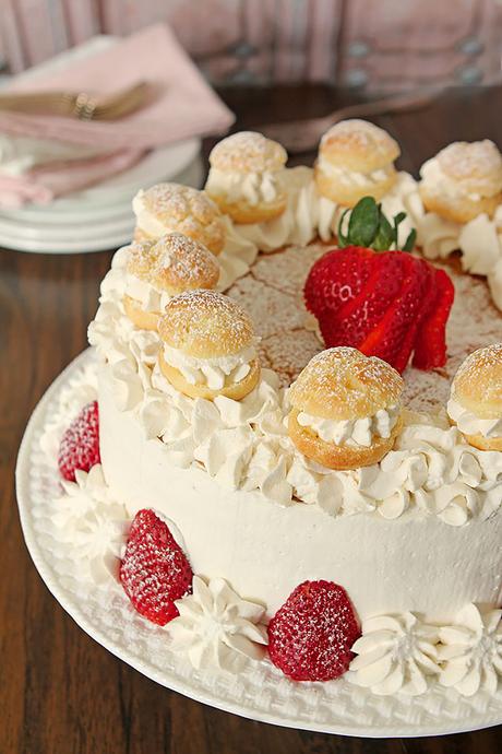 Strawberry Cream Puff (Choux) Cake