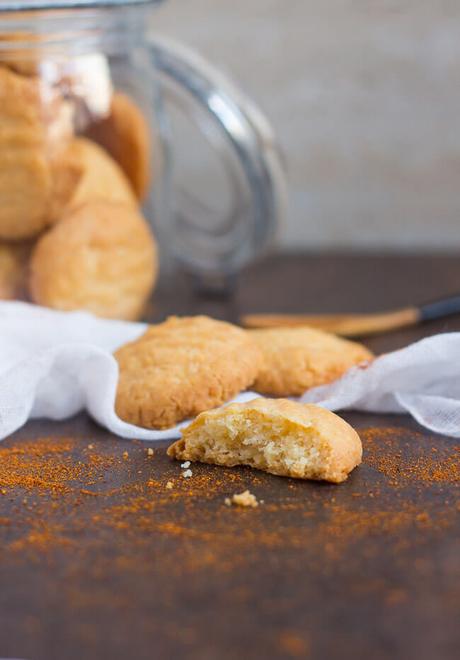 The Nana Project: Spicy Cheese Shortbread Biscuits