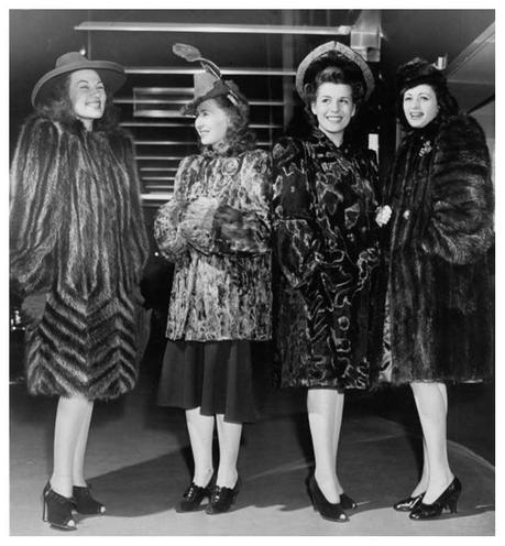 1940s-Fashion-Forecast---Coats---New-York-Worlds-Fair-1939e 1940s-Fashion-Forecast---Coats---New-York-Worlds-Fair-1939e