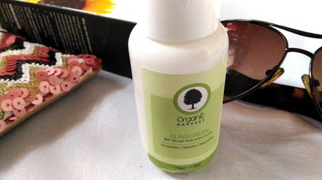 Sweat-free Suncare with Organic Harvest Triple Action Sunscreen with SPF30 Sweat-free Suncare with Organic Harvest Triple Action Sunscreen with SPF30