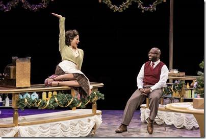 Review: She Loves Me (Marriott Theatre) Review: She Loves Me (Marriott Theatre)