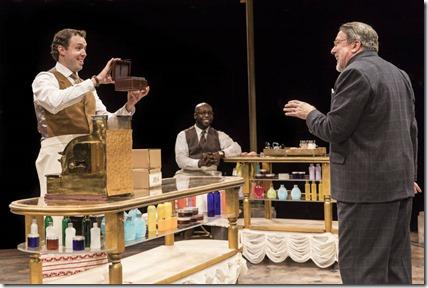 Review: She Loves Me (Marriott Theatre) Review: She Loves Me (Marriott Theatre)
