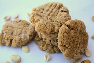 Peanut Butter Cookies (Dairy, Gluten and Refined Sugar Free)