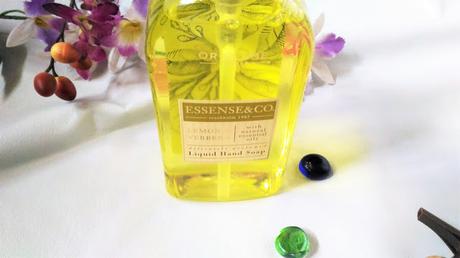 Tips & Tricks to Hydrate Your Body This Summer with New Oriflame Essence & Co Lemon & Verbena Range