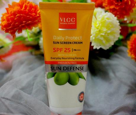 VLCC Daily Protect Sunscreen Cream SPF 25 PA+++ Review